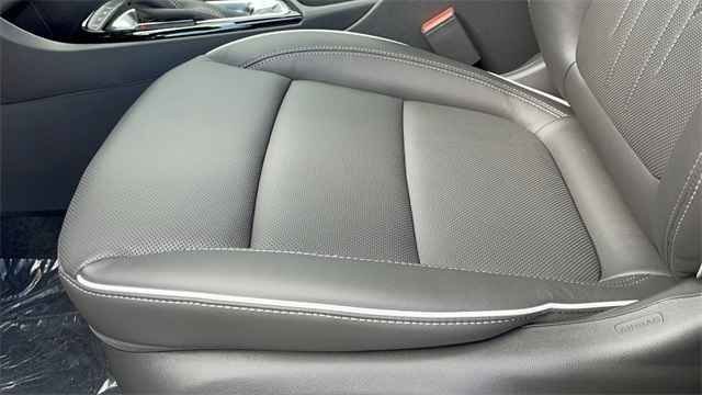 Used 2024 Buick Encore GX Avenir w/ Avenir Convenience Package image 20