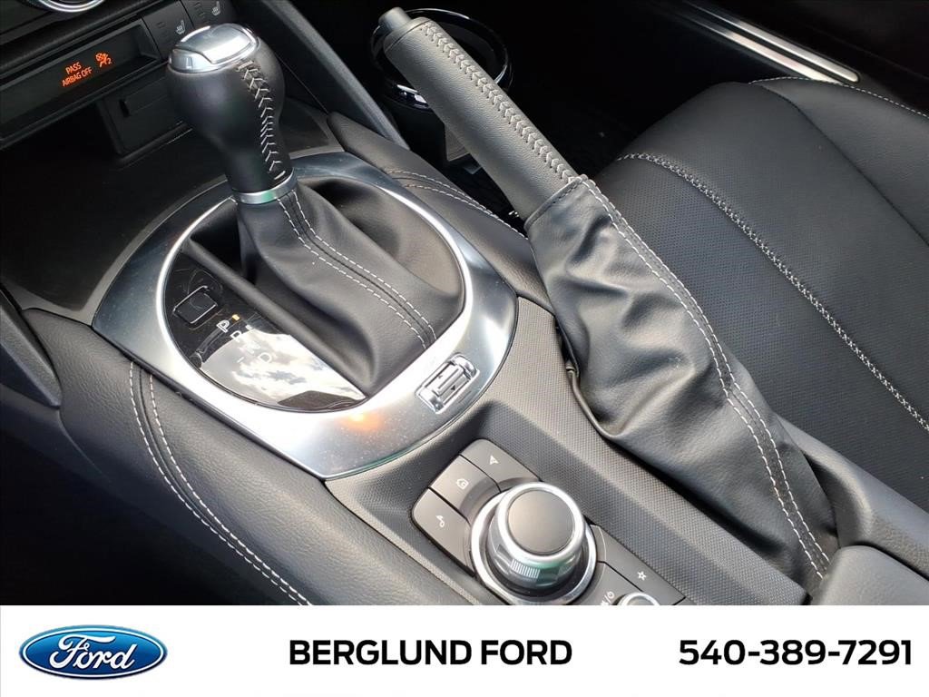 Used 2024 MAZDA MX-5 Miata RF Grand Touring RWD image 31