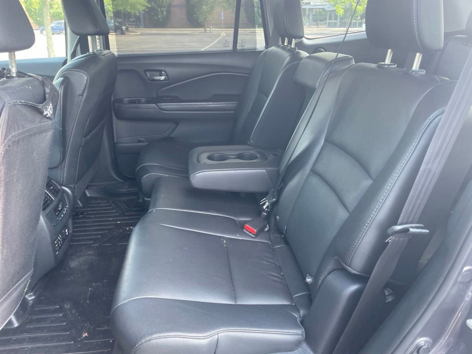 Used 2017 Honda Pilot Touring image 26