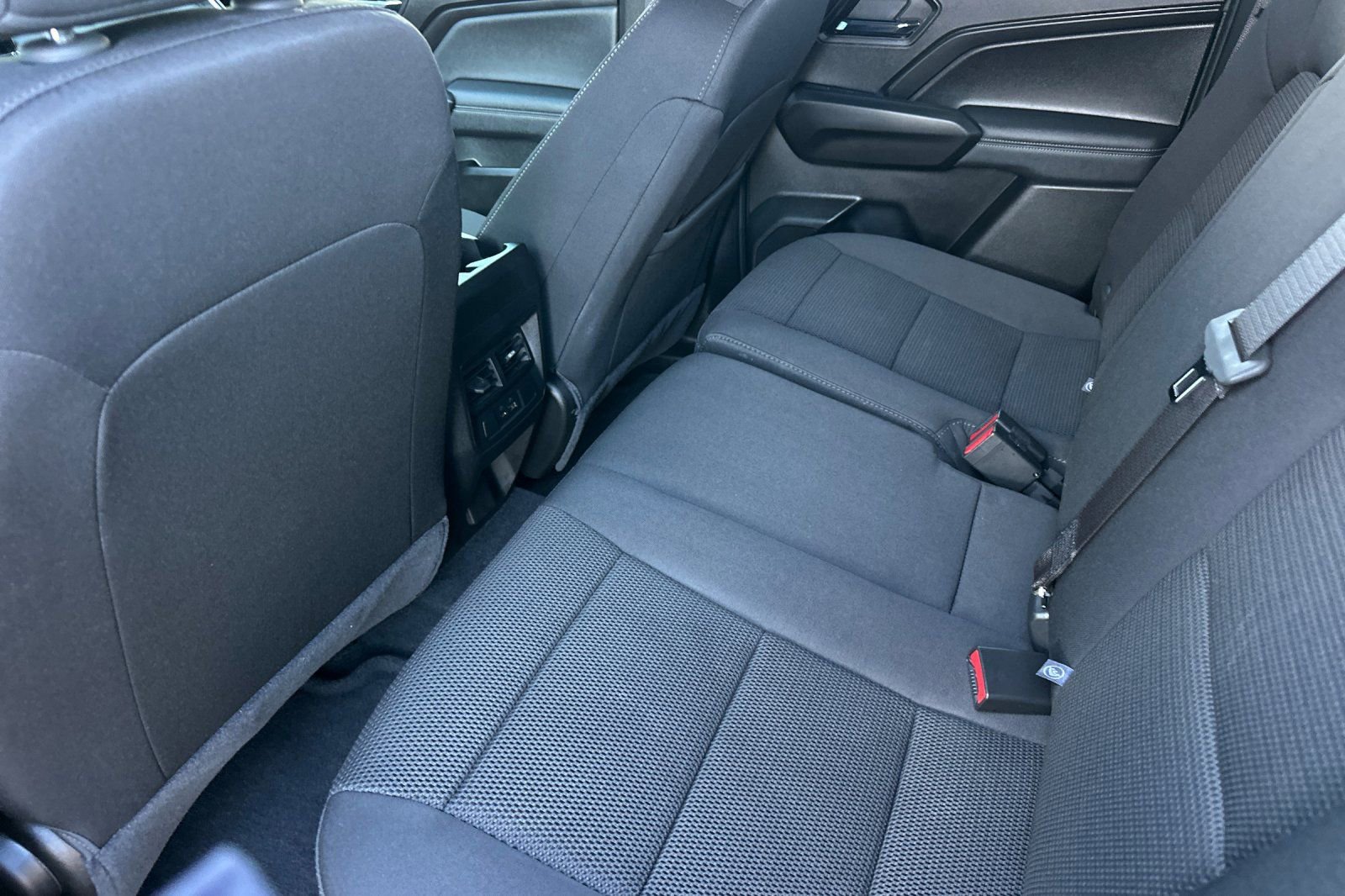 Used 2025 GMC Canyon Elevation w/ Convenience Package image 14