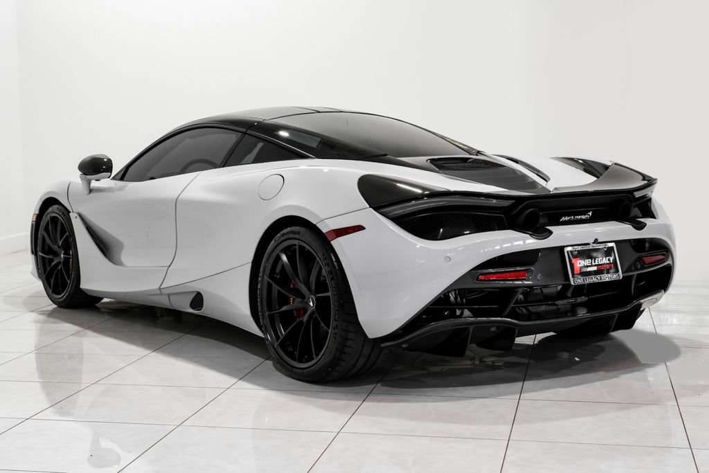 Used 2020 McLaren 720S Performance RWD image 11