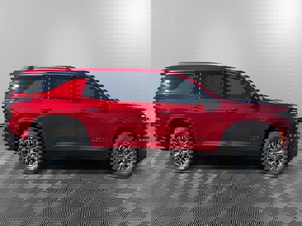 New 2026 Chevrolet Traverse LT image 8