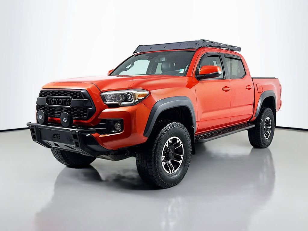 Used 2018 Toyota Tacoma TRD Off-Road image 1