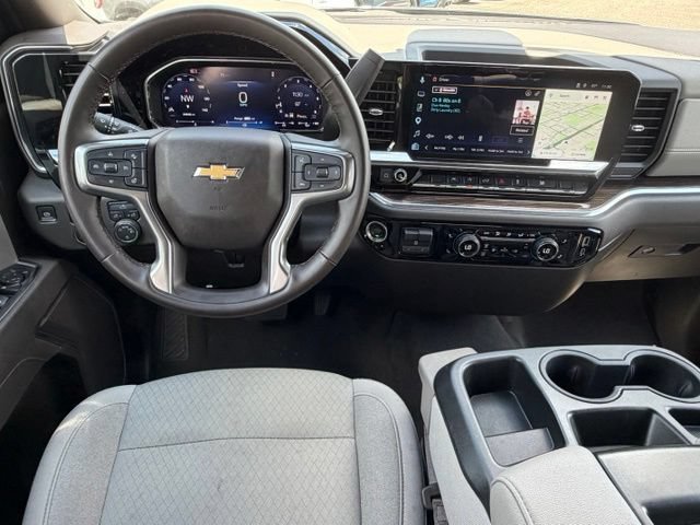 Used 2026 Chevrolet Silverado 1500 LT AWD/4WD image 16
