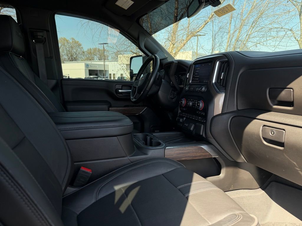 Used 2023 Chevrolet Silverado 3500 High Country image 29