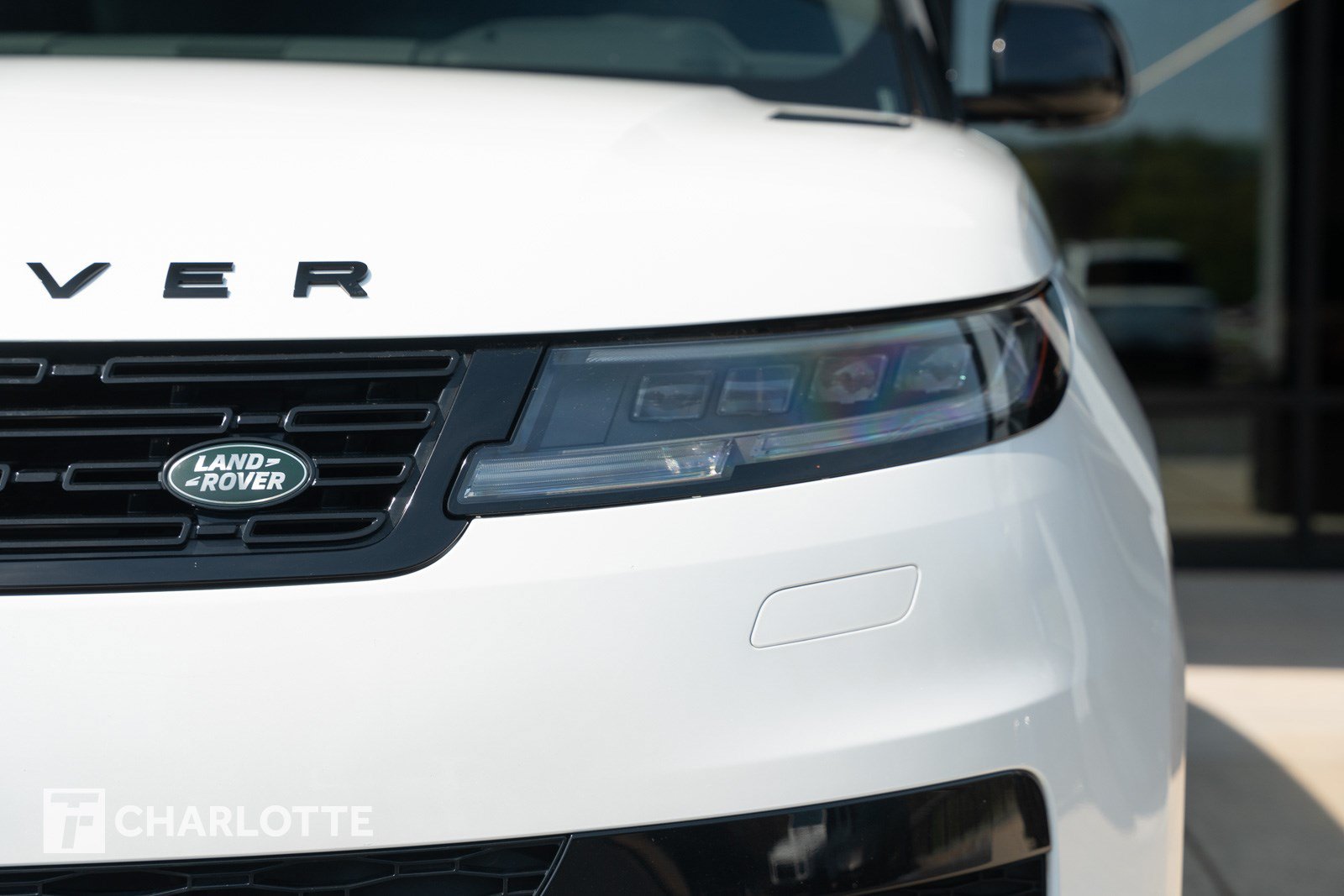 Used 2024 Land Rover Range Rover Sport Dynamic SE AWD/4WD image 6