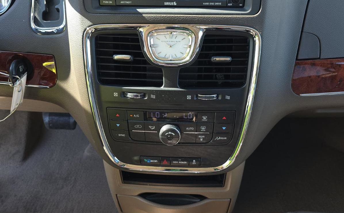 Used 2012 Chrysler Town & Country Touring w/ Entertainment Group #1 image 11