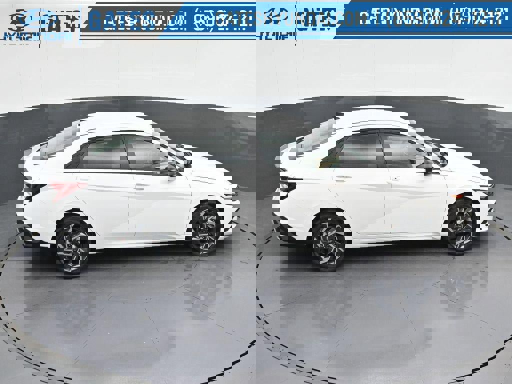 New 2025 Hyundai Elantra Sport image 38