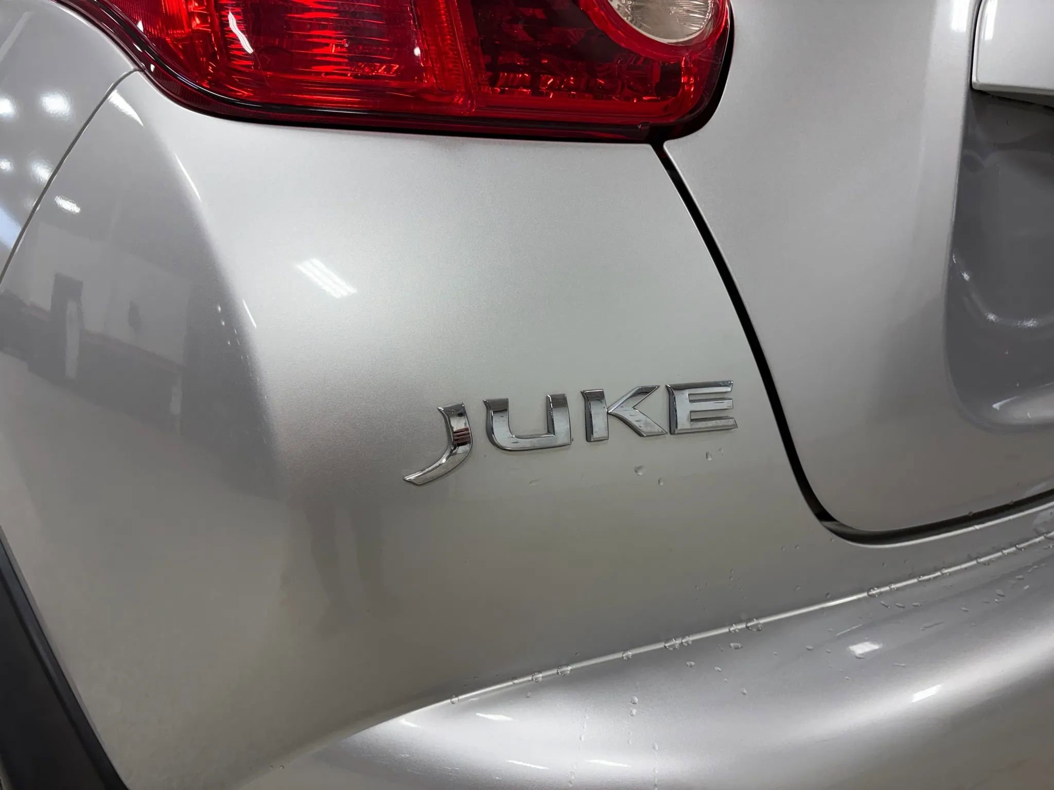Used 2011 Nissan Juke SL image 17