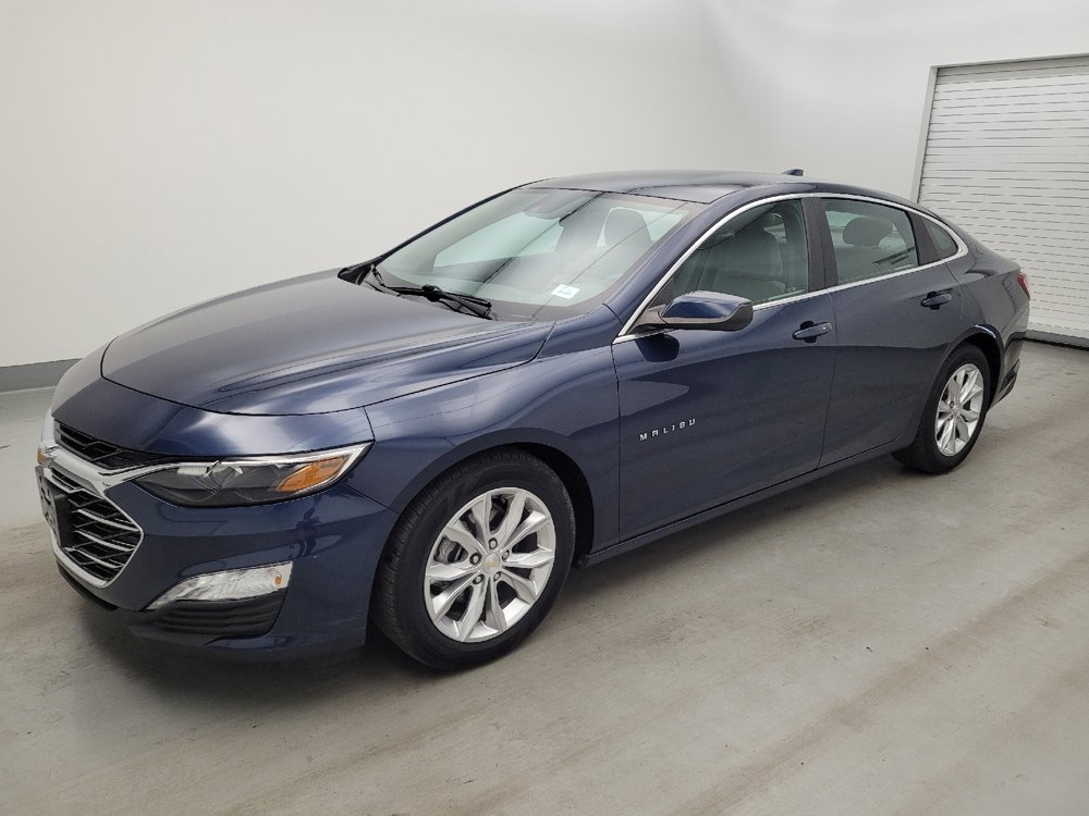 Used 2021 Chevrolet Malibu LT FWD image 2