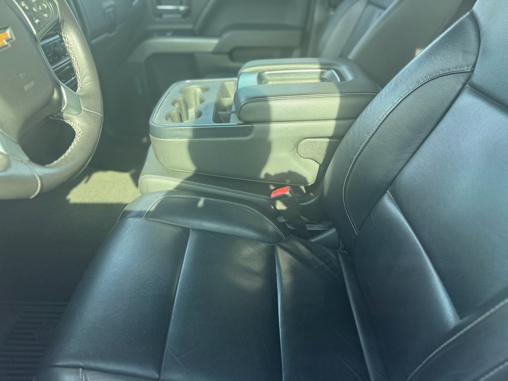 Used 2018 Chevrolet Silverado 1500 LT w/ All Star Edition image 8