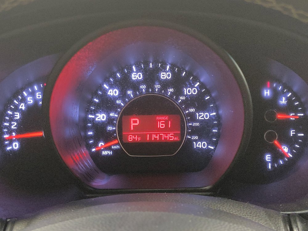 Used 2015 Kia Soul + w/ Audio Package FWD image 23