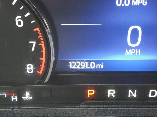 Used 2022 Ford Explorer XLT w/ Equipment Group 202A image 10