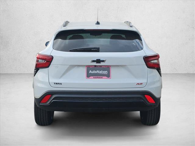 New 2026 Chevrolet Trax RS w/ Sunroof Package FWD image 8