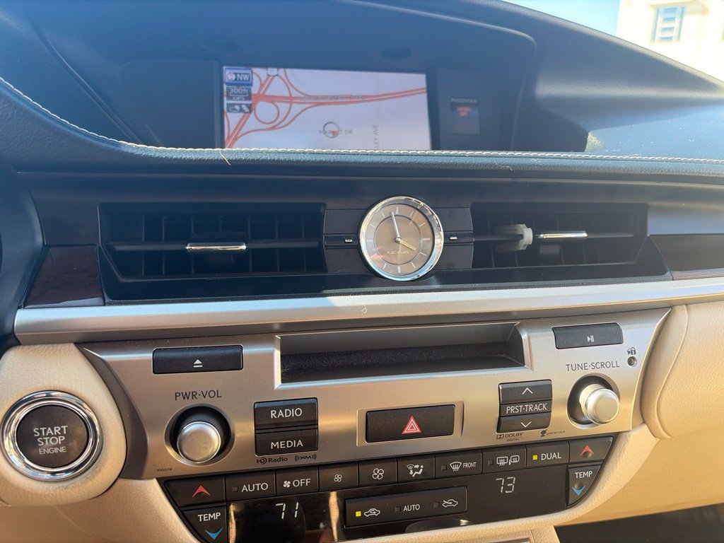 Used 2013 Lexus ES 350 w/ Luxury Pkg FWD image 44