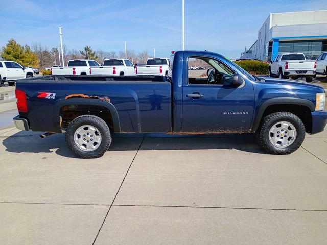 Used 2010 Chevrolet Silverado 1500 LT w/ Interior Plus Package image 12