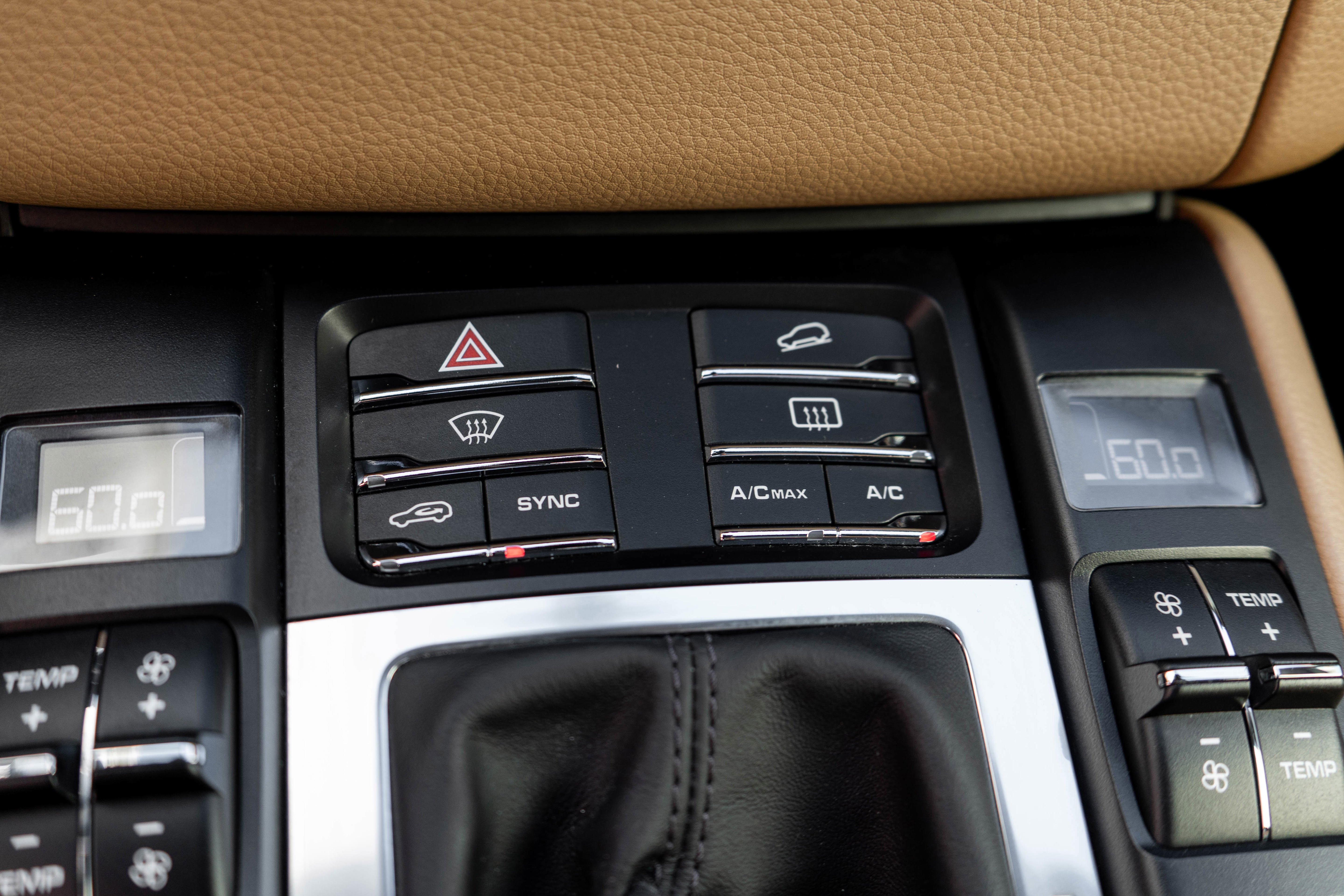 Used 2017 Porsche Macan S w/ Premium Package Plus AWD/4WD image 21