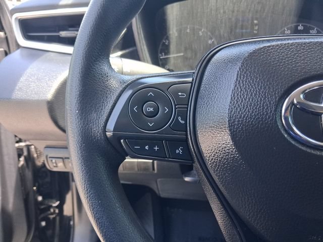 Used 2025 Toyota Corolla LE FWD image 17