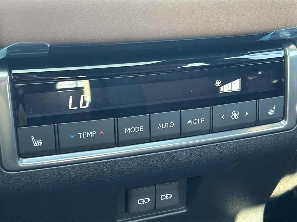 Used 2025 Lexus GX 550 image 26