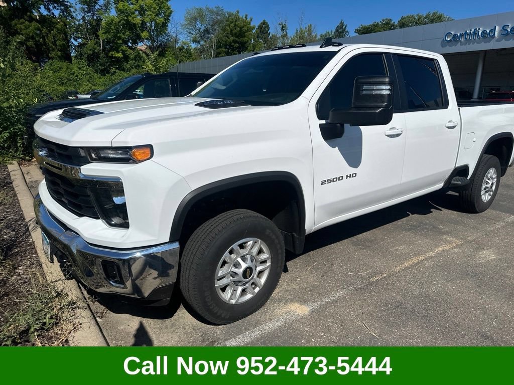 Used 2025 Chevrolet Silverado 2500 LT AWD/4WD image 1