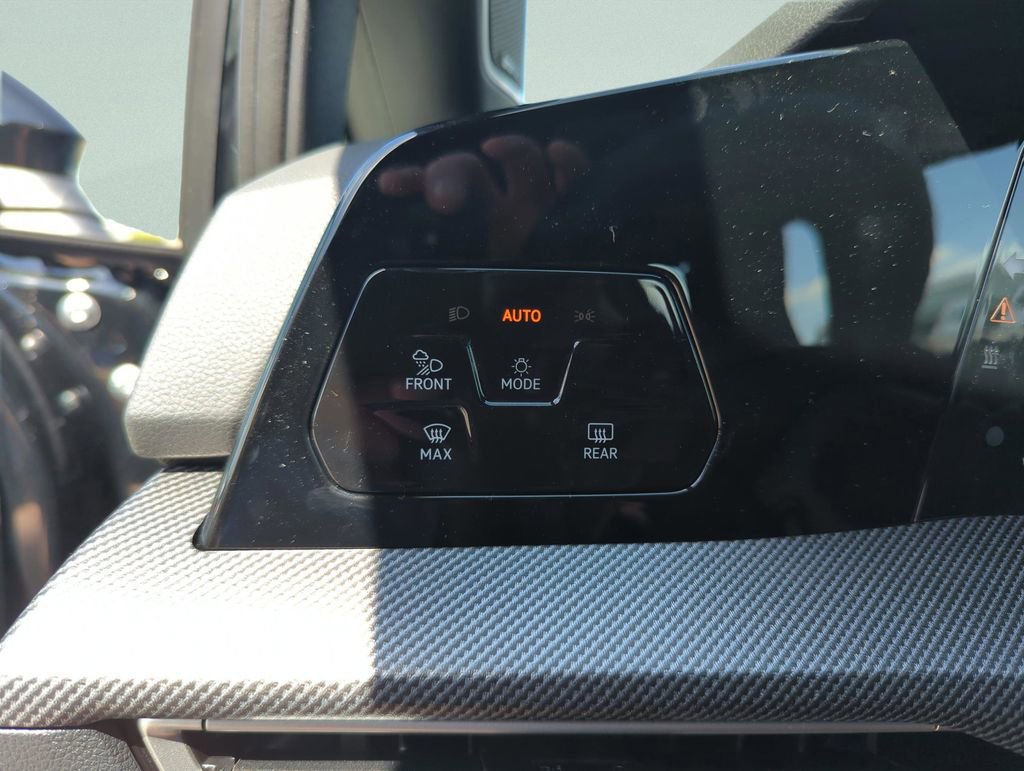 New 2026 Volkswagen Golf image 37