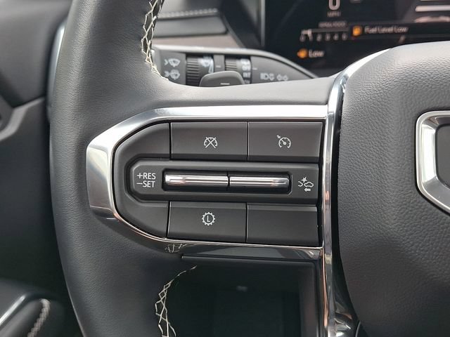 Used 2026 GMC Acadia Denali FWD image 20