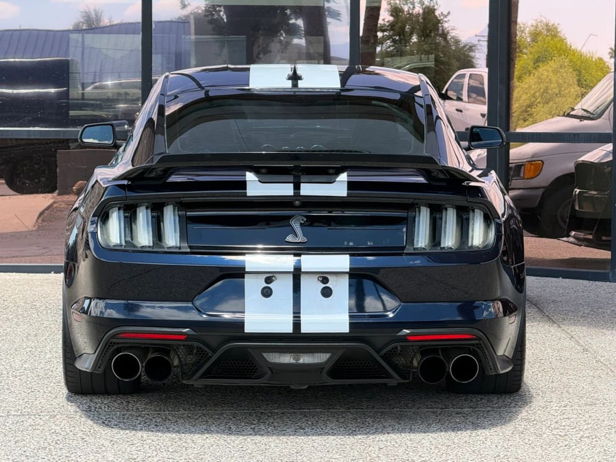 Used 2021 Ford Mustang Shelby GT500 w/ Technology Package RWD image 9