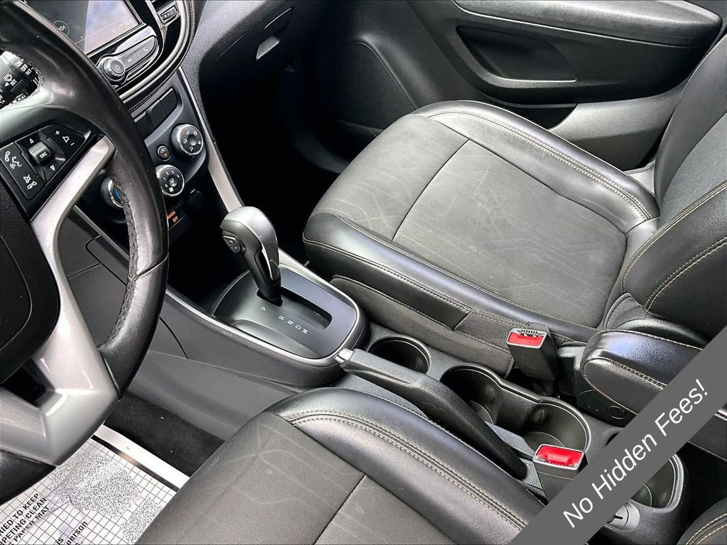 Used 2019 Chevrolet Trax LT w/ LT Convenience Package AWD/4WD image 13