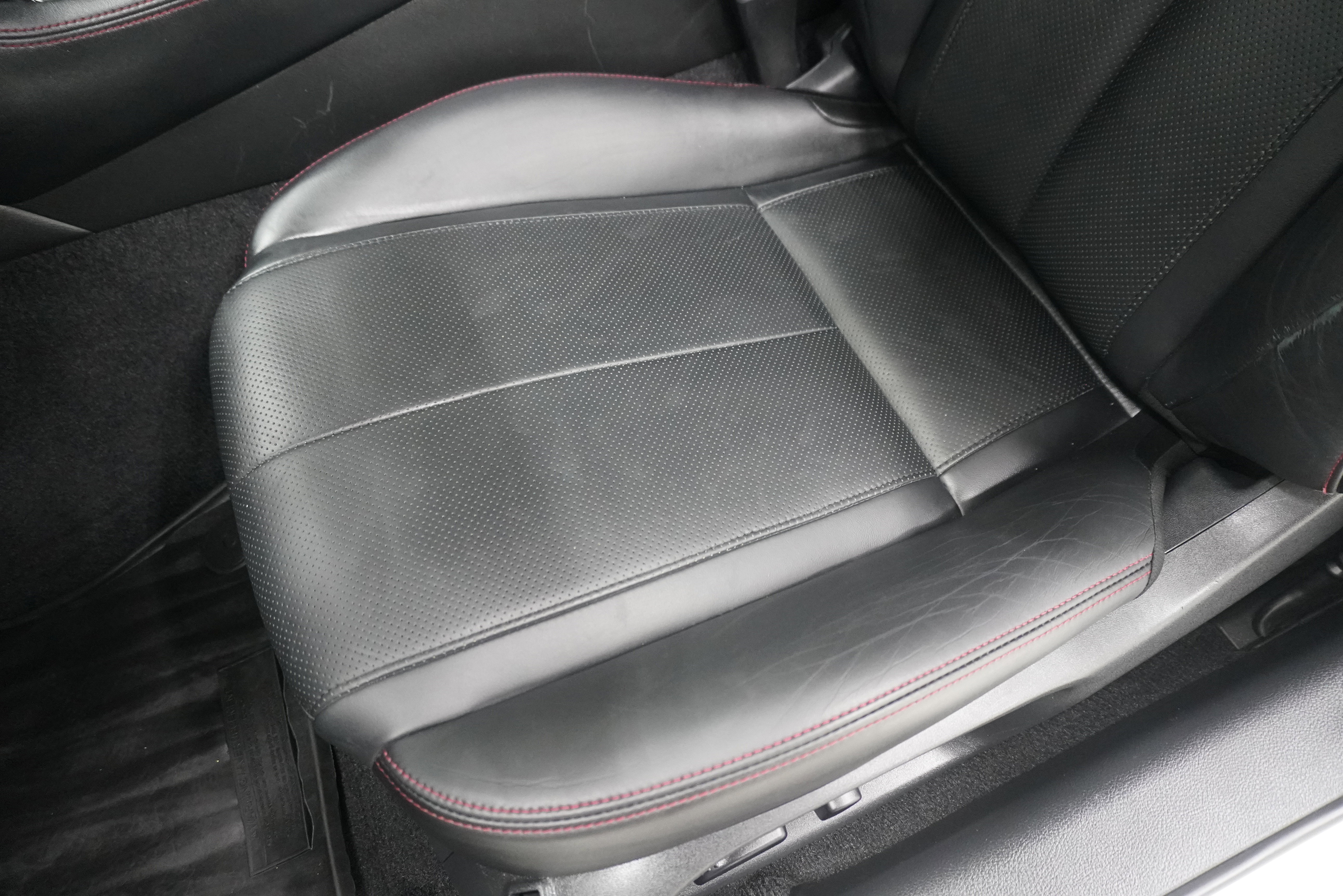 Used 2021 INFINITI Q60 Red Sport 400 w/ Carbon Fiber Package AWD/4WD image 12