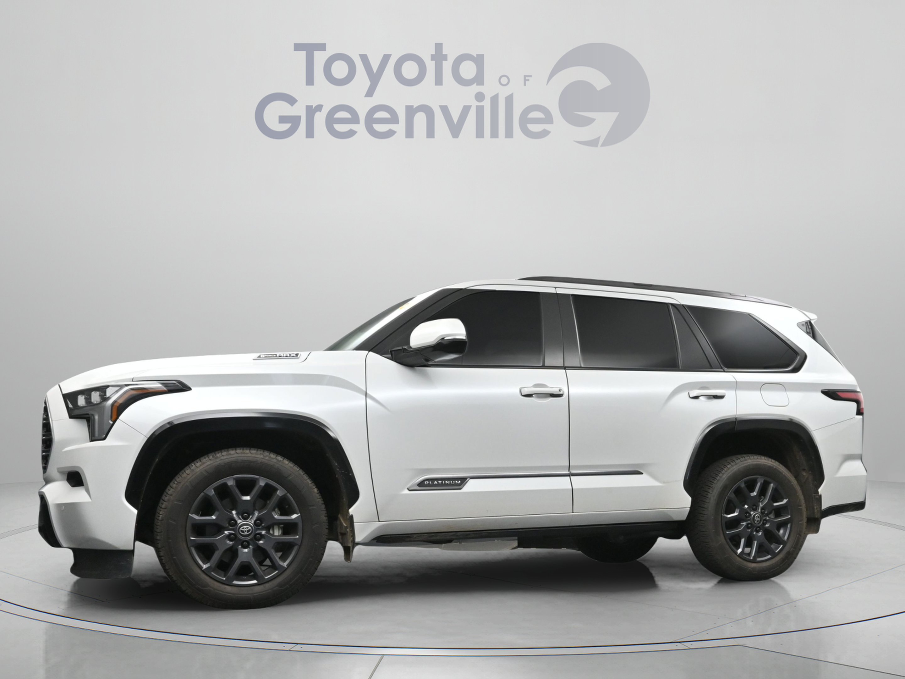 Certified 2025 Toyota Sequoia Platinum AWD/4WD image 2