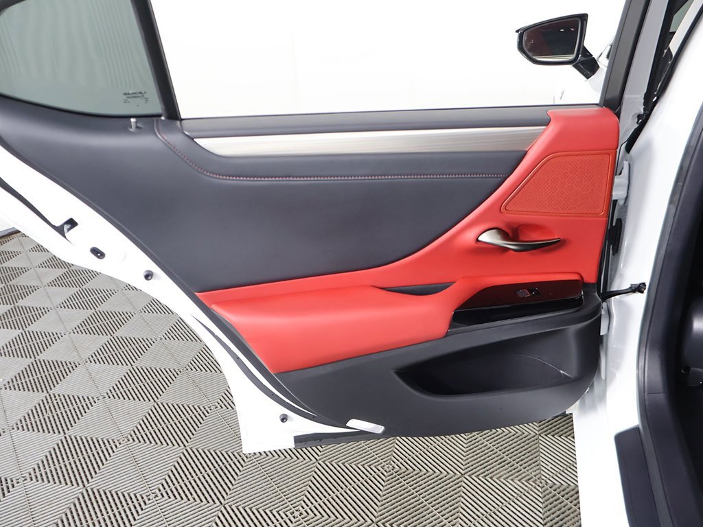 Used 2024 Lexus ES 350 F Sport w/ Technology Package image 27