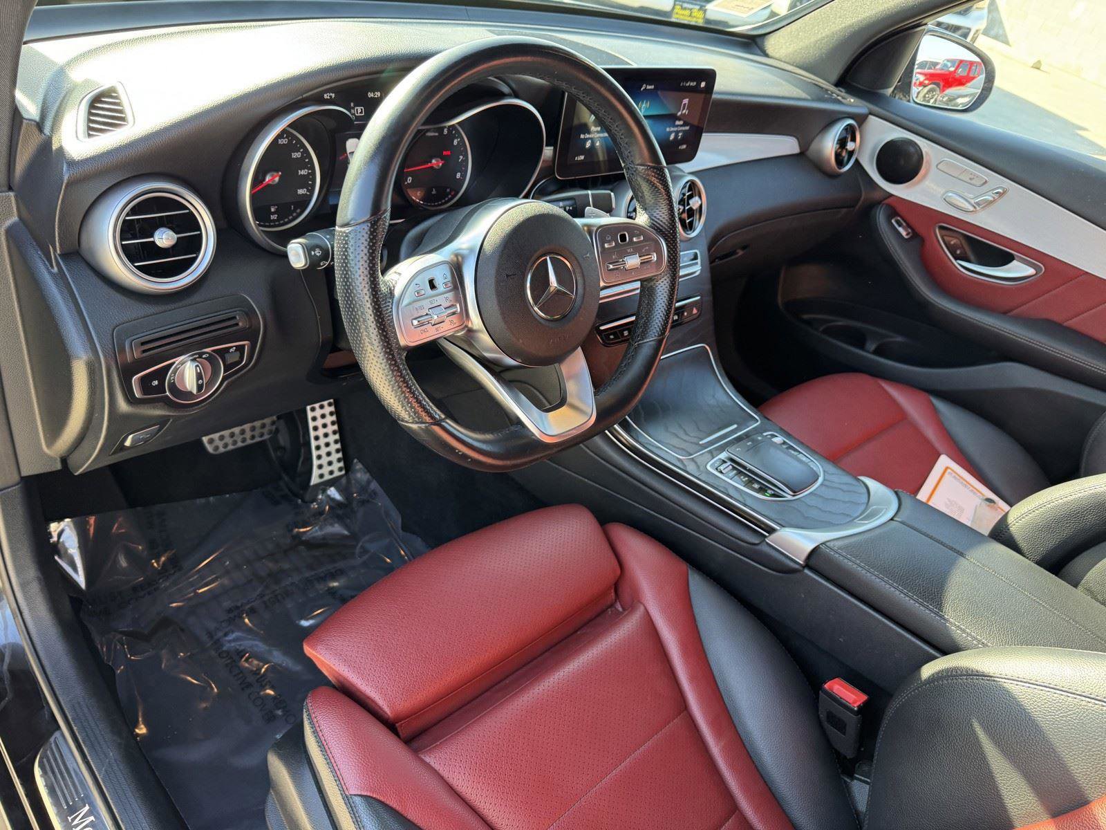 Used 2021 Mercedes-Benz GLC 300 image 13