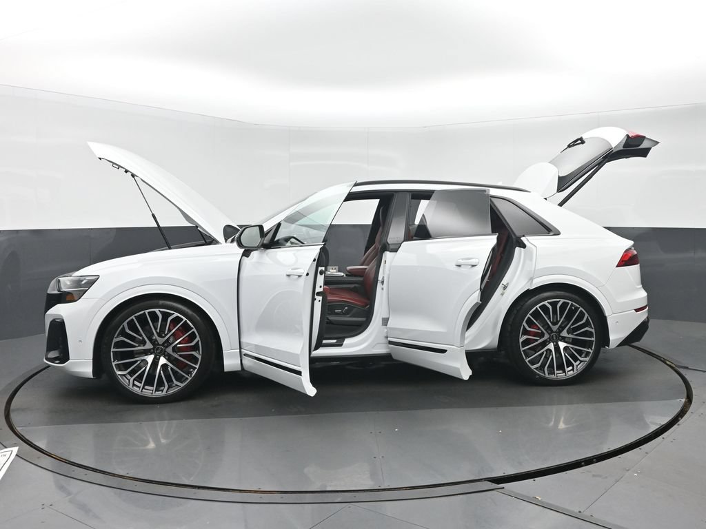 Used 2024 Audi SQ8 Premium Plus w/ S Sport Package AWD/4WD image 39
