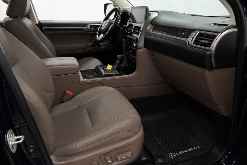 Used 2022 Lexus GX 460 Premium w/ Premium Plus Package AWD/4WD image 39