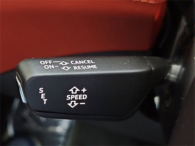 Used 2022 Bentley Bentayga image 31