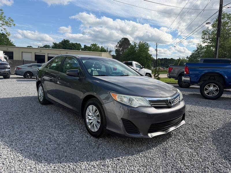 Used 2014 Toyota Camry FWD image 9