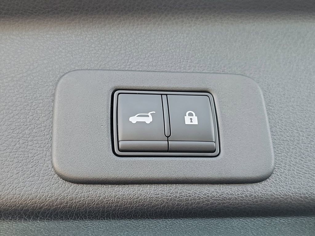 Used 2025 Nissan Murano SV image 24