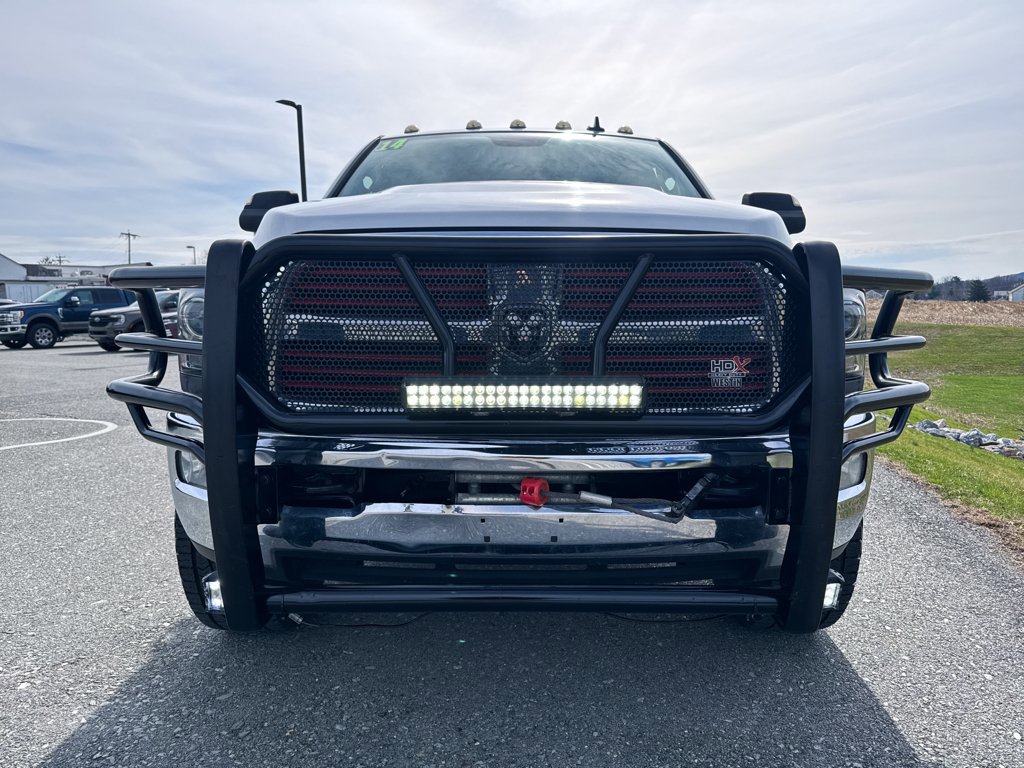 Used 2014 RAM 2500 Power Wagon w/ Luxury Group image 2