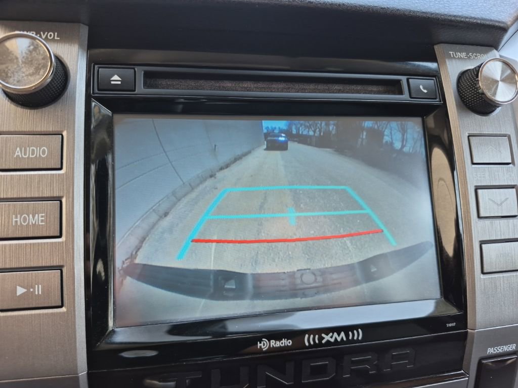 Used 2017 Toyota Tundra SR5 w/ SR5 Upgrade Package image 27