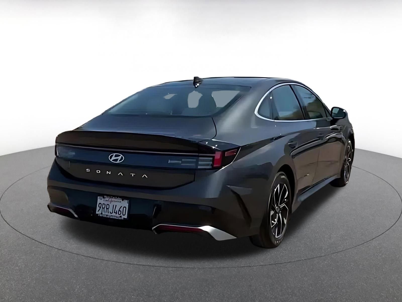 Used 2025 Hyundai Sonata SEL FWD image 16
