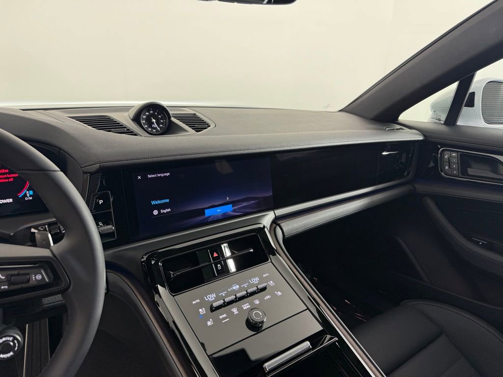 Certified 2026 Porsche Panamera 4S image 26