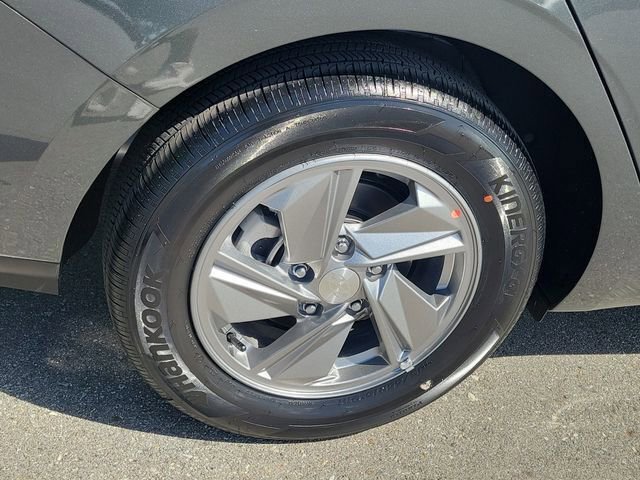 New 2026 Hyundai Elantra SE image 22