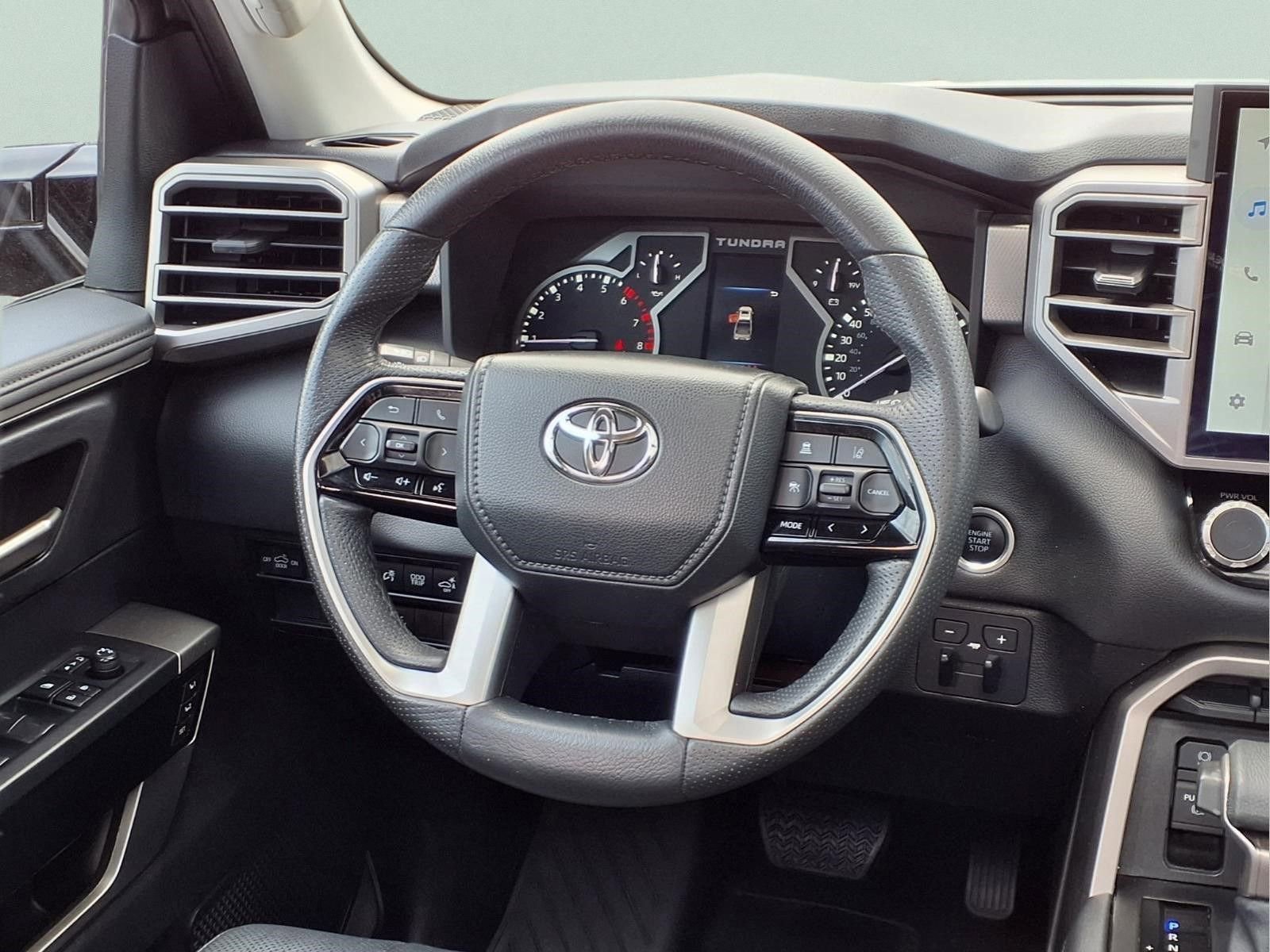 Used 2023 Toyota Tundra Limited w/ Power Package AWD/4WD image 14
