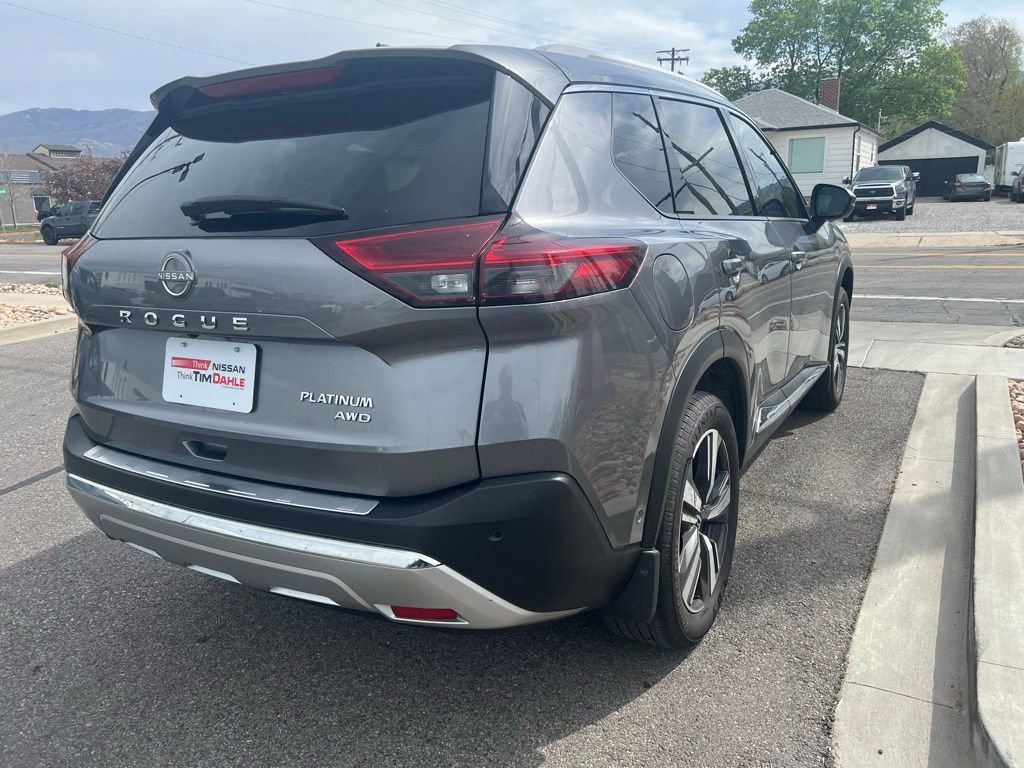 Used 2023 Nissan Rogue Platinum AWD/4WD image 4