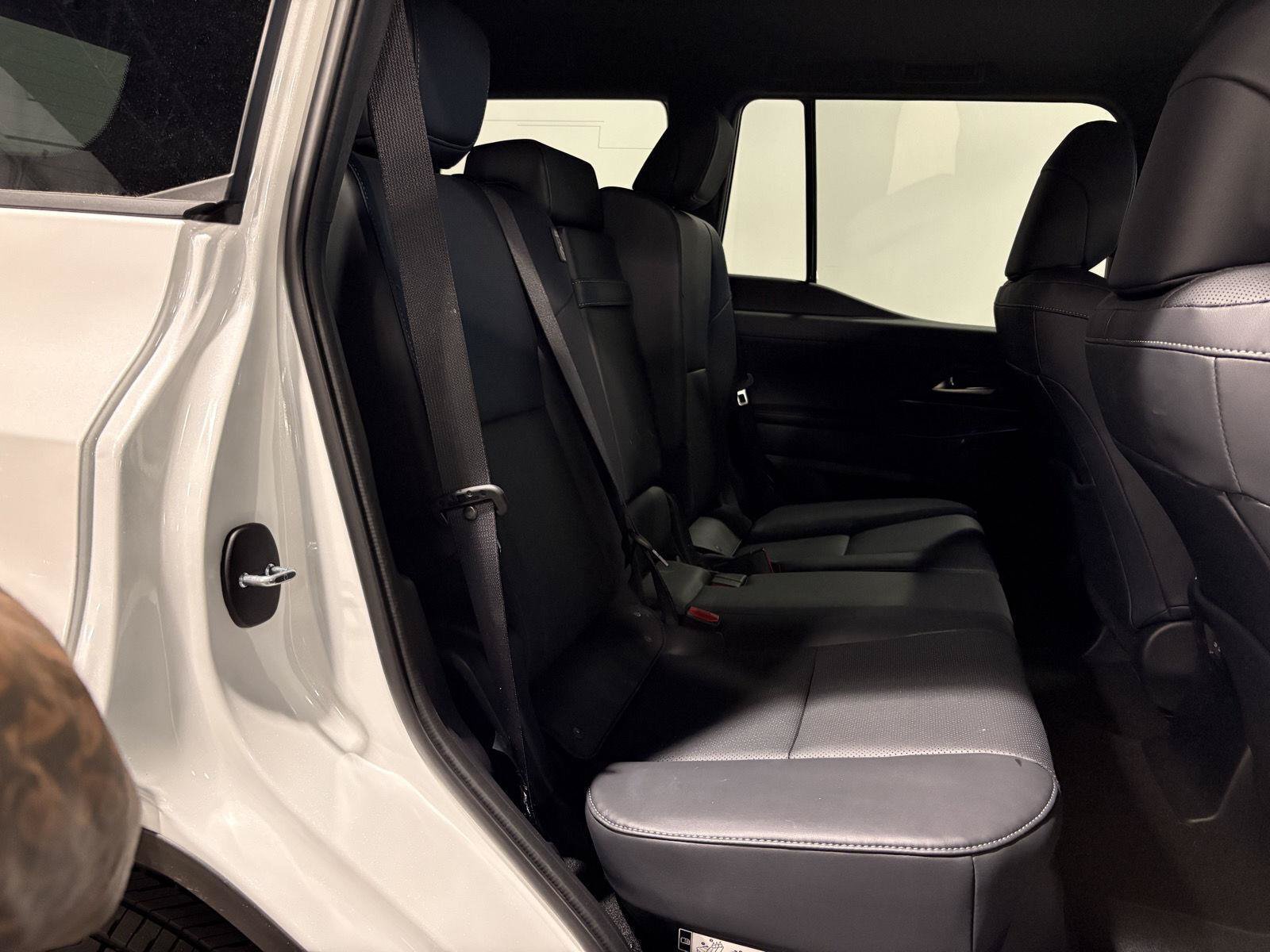 Used 2026 Lexus GX 550 w/ Cold Area Package AWD/4WD image 43