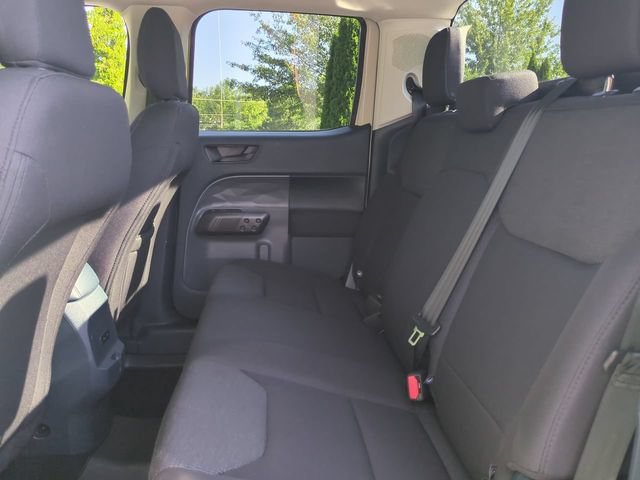 Used 2025 Ford Maverick XL w/ Equipment Group 102A AWD/4WD image 14
