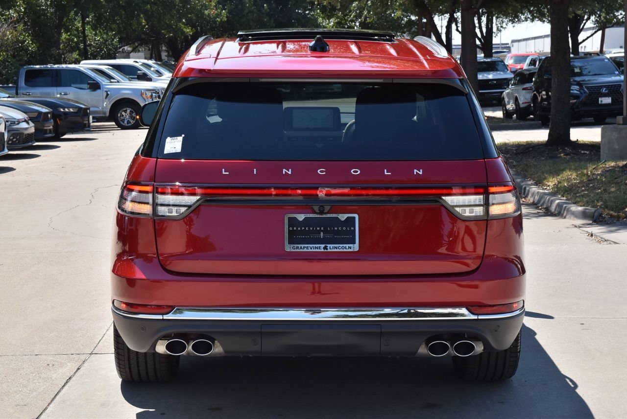 Certified 2026 Lincoln Aviator Reserve AWD/4WD image 9