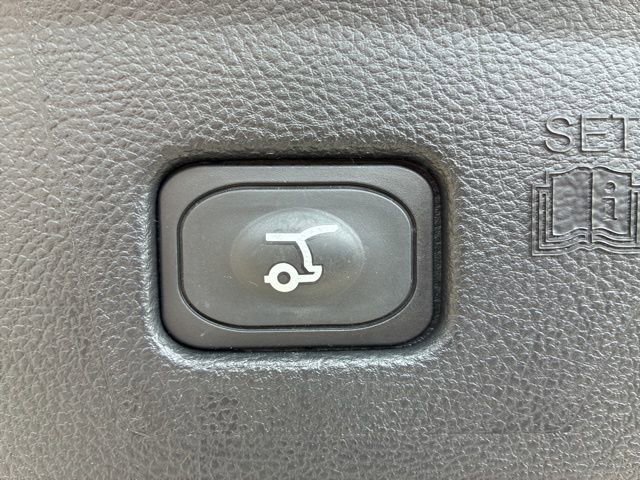 Used 2024 Ford Edge ST-Line AWD/4WD image 8
