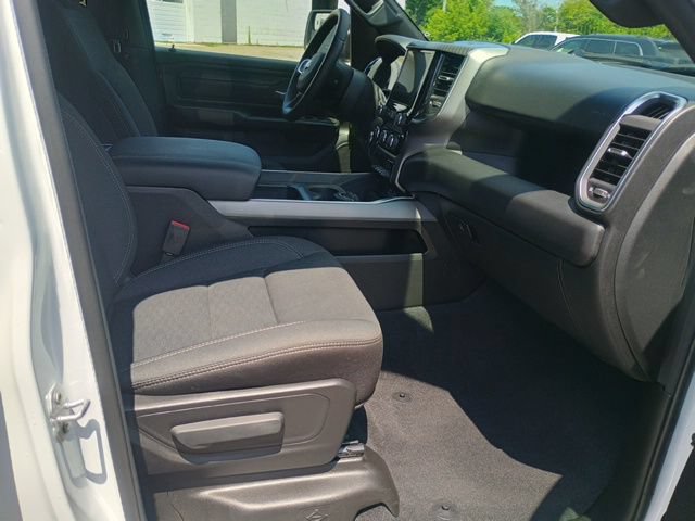Used 2026 RAM 1500 Express AWD/4WD image 13