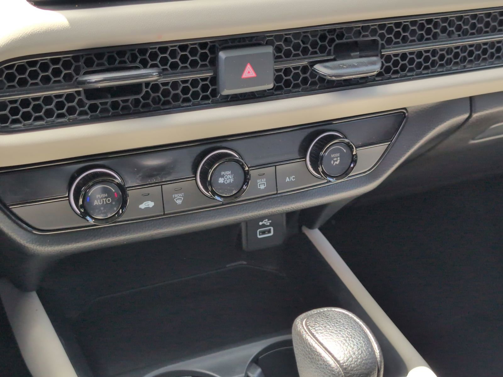 Used 2023 Honda HR-V LX image 21